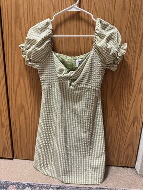 Princess Polly Green and White Gingham Puff Sleeve Dress Sz 2